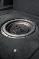 Vibe SLICKV12.MY-V5 – Subwoofer in Cassa per Tesla Model Y 12" 500W RMS / 1500W Max Doppia Bobina 2 Oh - immagine 9